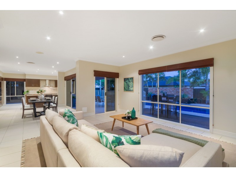 122 Copeland Drive, North Lakes QLD 4509