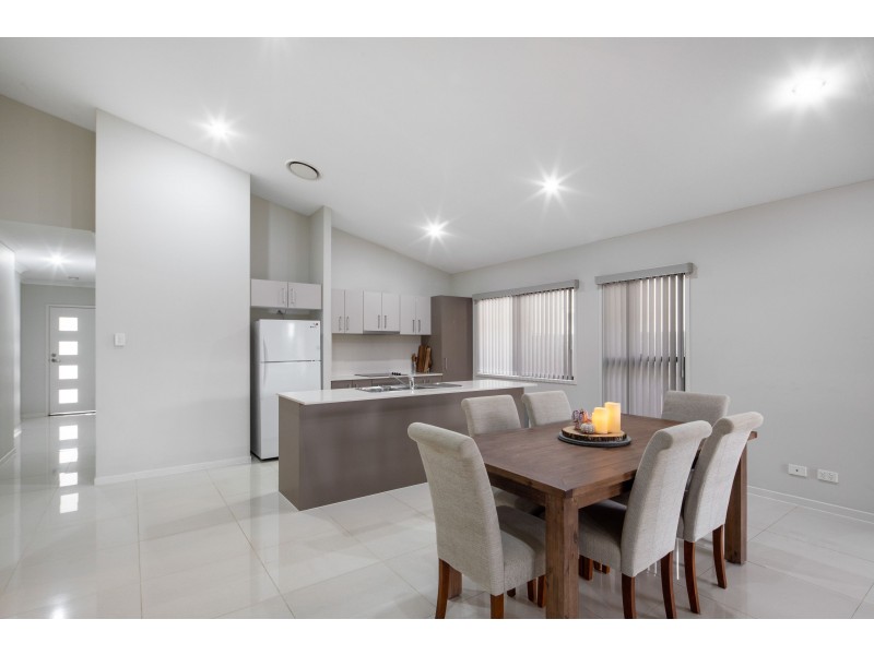 70 Daintree Circuit, North Lakes QLD 4509