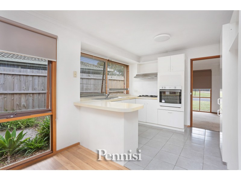 13 Strathconnon Square, Tullamarine VIC 3043