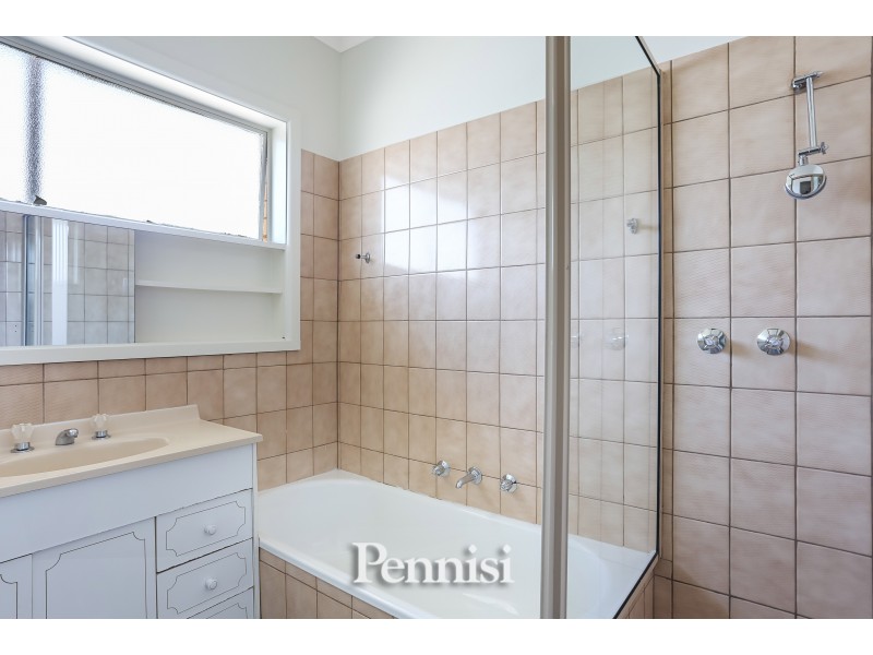 5/52 Rosehill Road, Niddrie VIC 3042