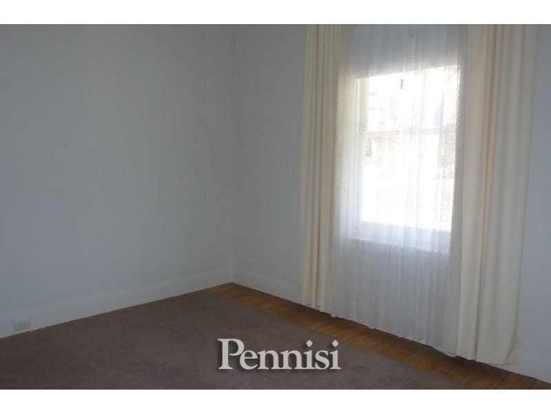 4 Kerferd Street, Essendon North VIC 3041