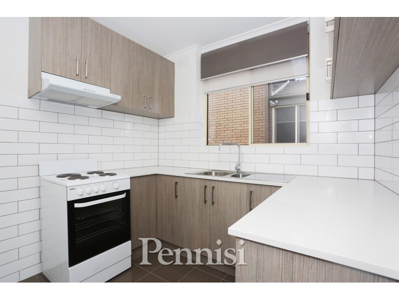 6/9 Aberdeen Street, Essendon VIC 3040