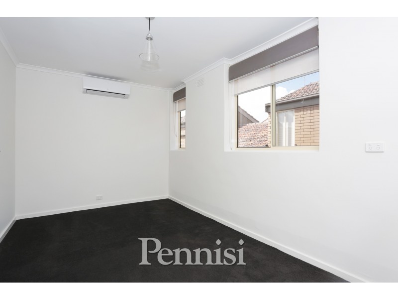 6/9 Aberdeen Street, Essendon VIC 3040