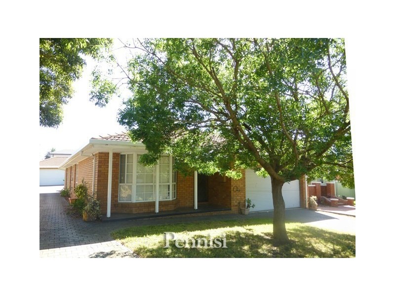 1/21 OShannassy Street, Essendon North VIC 3041