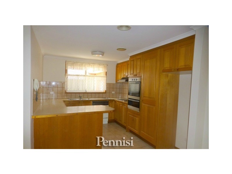 1/21 OShannassy Street, Essendon North VIC 3041