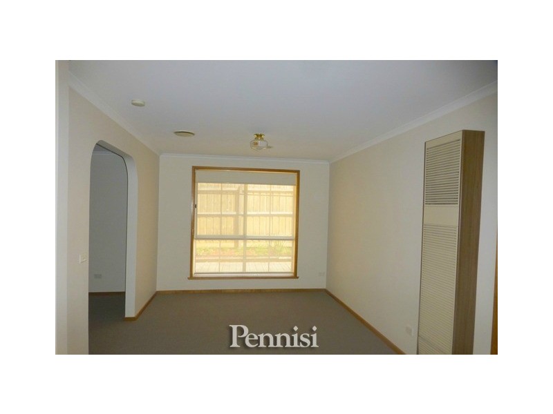 1/21 OShannassy Street, Essendon North VIC 3041