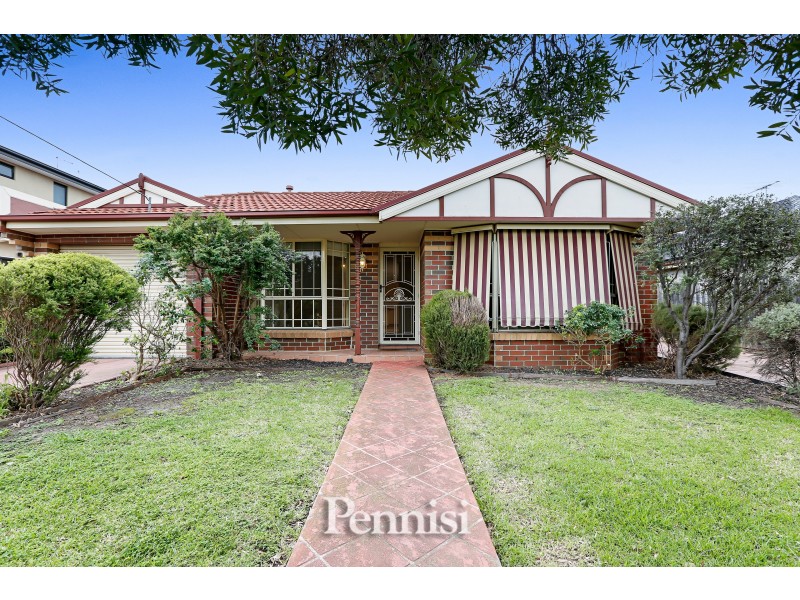 1/12 Coniston Avenue, Airport West VIC 3042