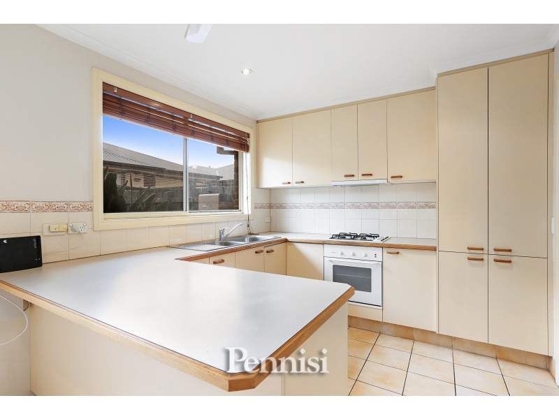 1/12 Coniston Avenue, Airport West VIC 3042