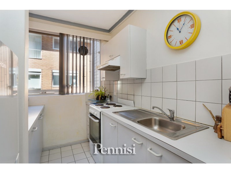 11/25 Daisy Street, Essendon VIC 3040