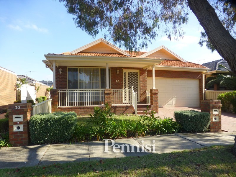 1/33 Renown Street, Essendon North VIC 3041