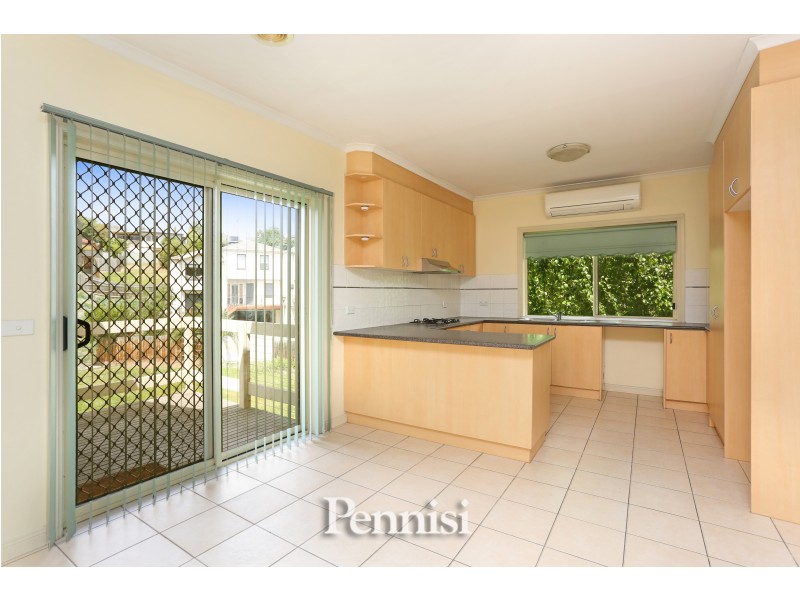 7 Keaki Court, Niddrie VIC 3042