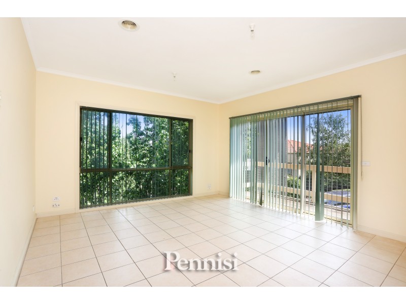 7 Keaki Court, Niddrie VIC 3042