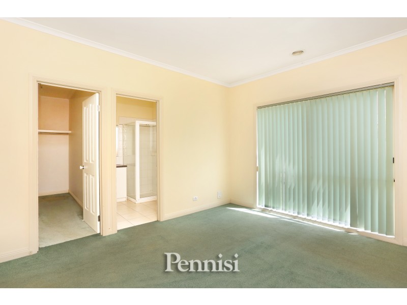 7 Keaki Court, Niddrie VIC 3042