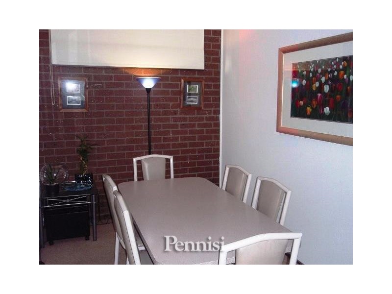 2/105 Fawkner Street, Aberfeldie VIC 3040