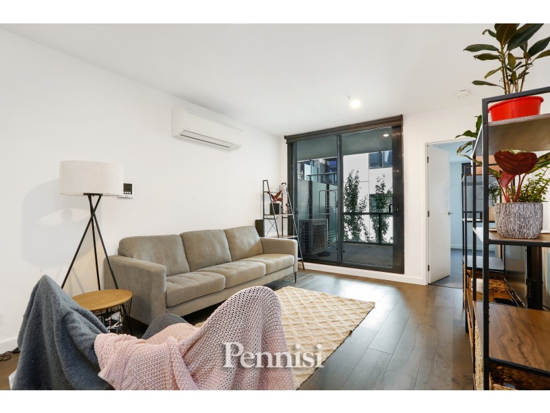 102/82 Bulla Road, Strathmore VIC 3041