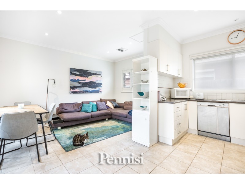 1/20 Renown Street, Essendon North VIC 3041