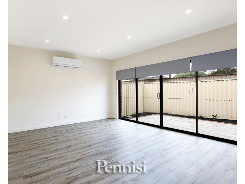 2/4 Elba Place, Keilor Downs VIC 3038