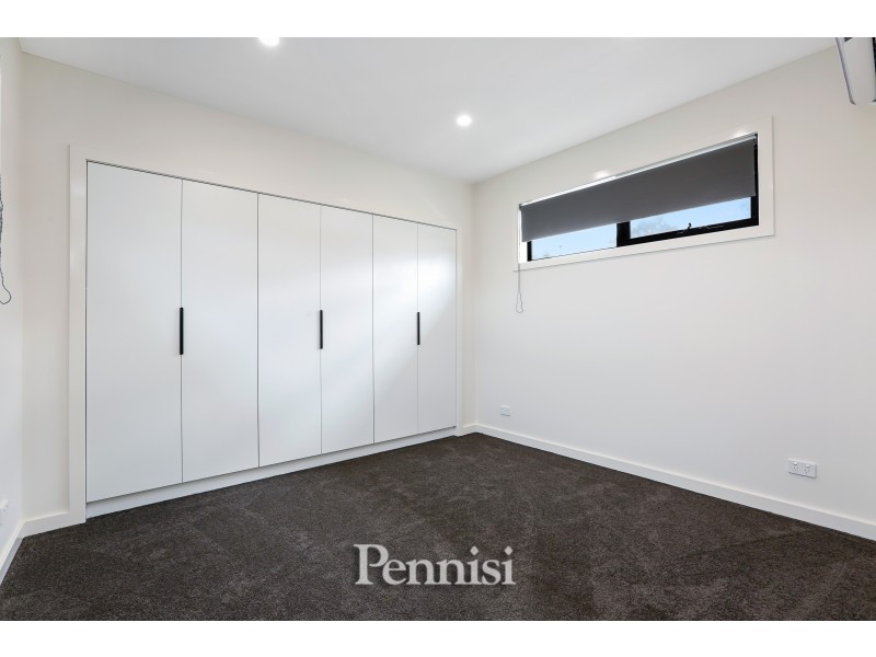 2/4 Elba Place, Keilor Downs VIC 3038