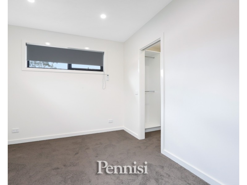 2/4 Elba Place, Keilor Downs VIC 3038