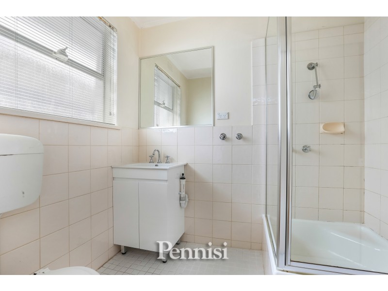 4/18 Mascoma Street, Ascot Vale VIC 3032