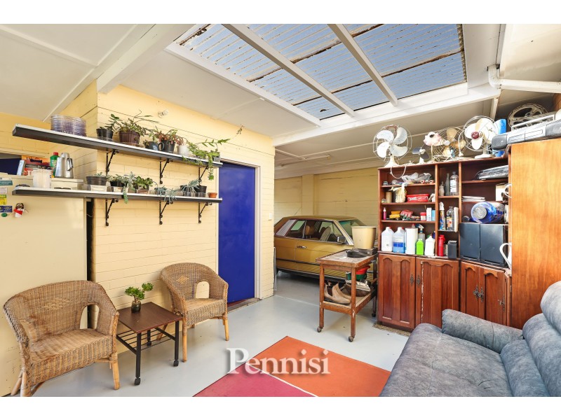 3 Byron Avenue, Keilor East VIC 3033