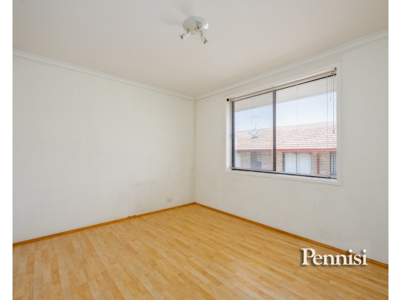 5/4 Balmoral Street, Essendon VIC 3040