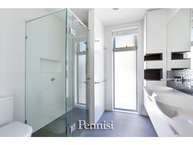 2 Sunset Drive, Williamstown VIC 3016