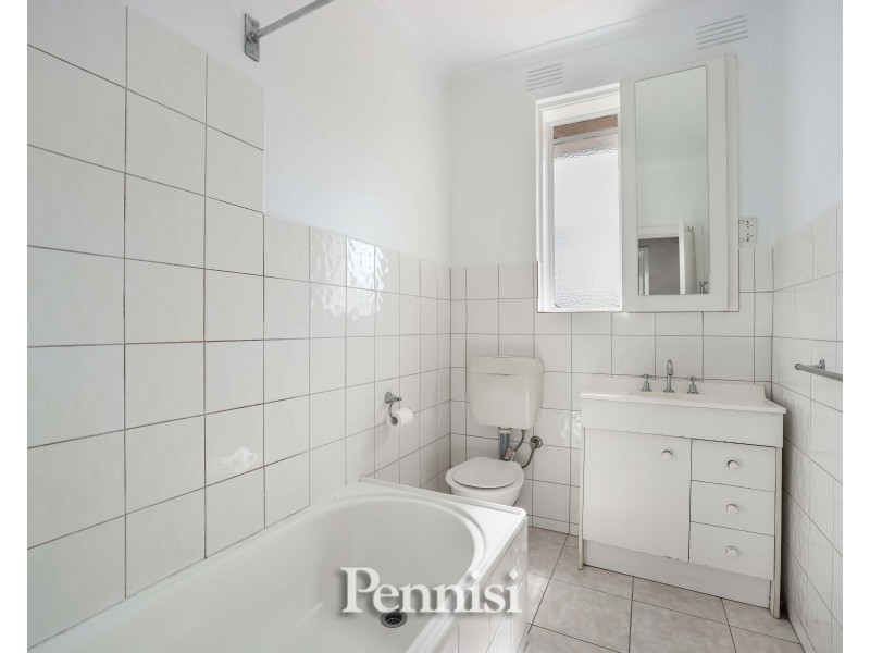 1/183 Victoria Street, Brunswick VIC 3056