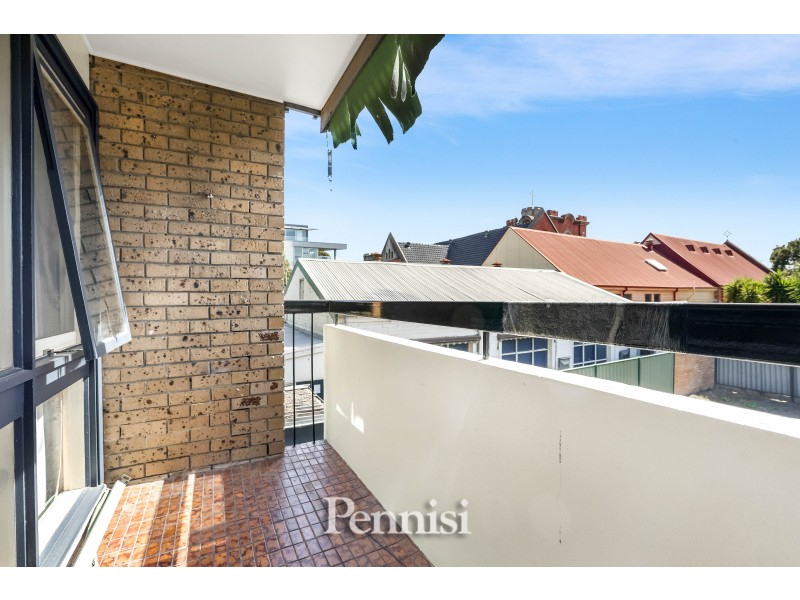 9/101 Glass Street, Essendon VIC 3040