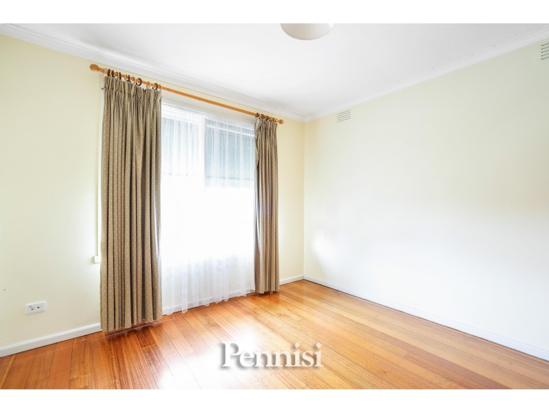 12 Dumas Avenue, Avondale Heights VIC 3034