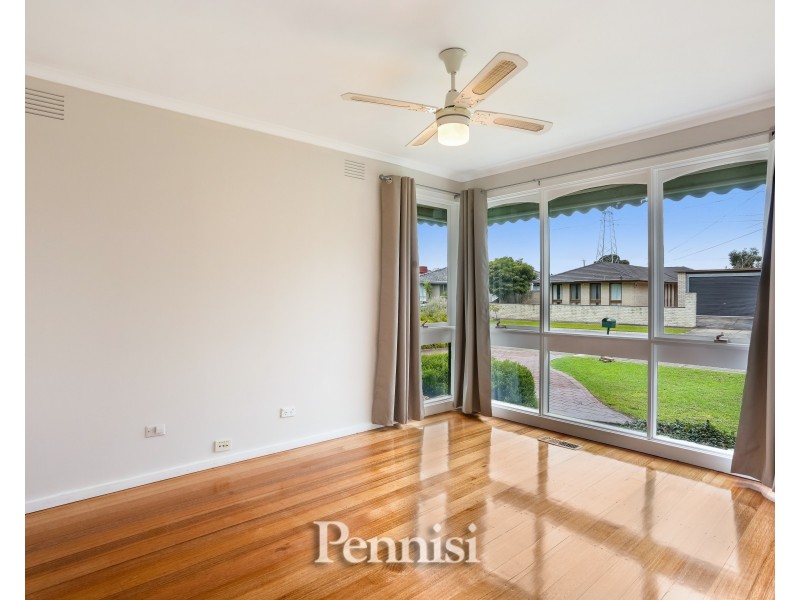 32 Heather Avenue, Keilor East VIC 3033