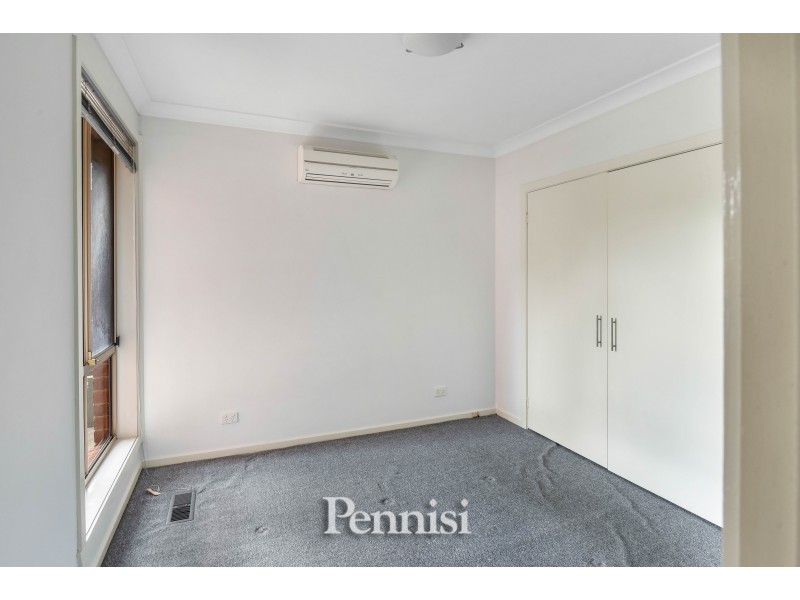 2/1 Sylvester Street, Oak Park VIC 3046