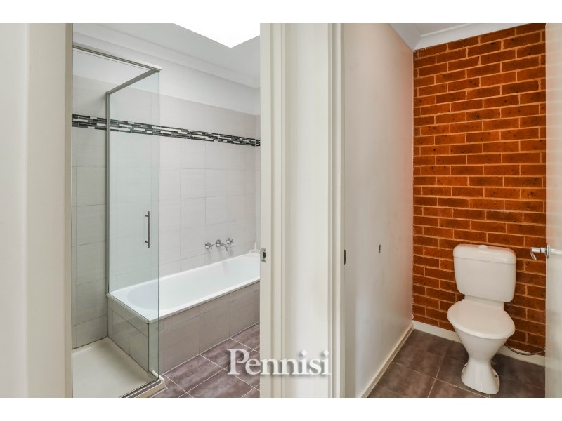 2/1 Sylvester Street, Oak Park VIC 3046