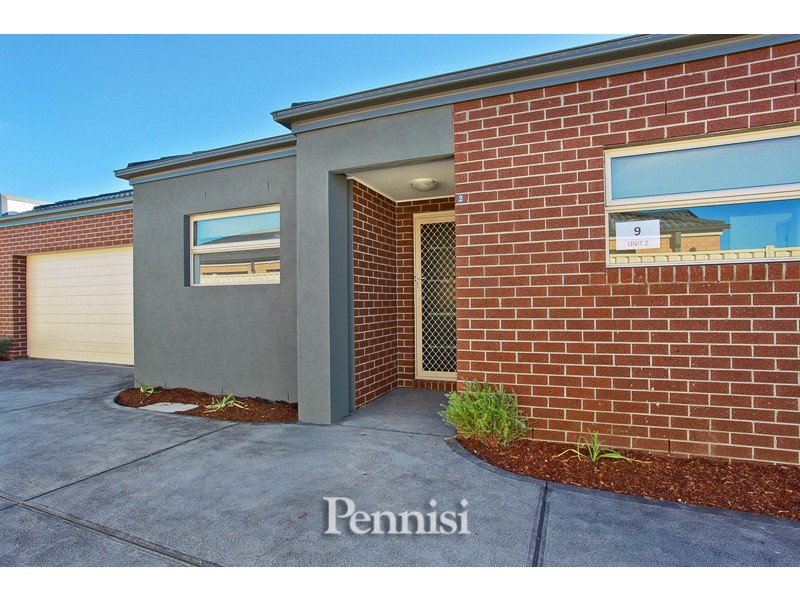 2/9 Anastasia Court, Hillside VIC 3037