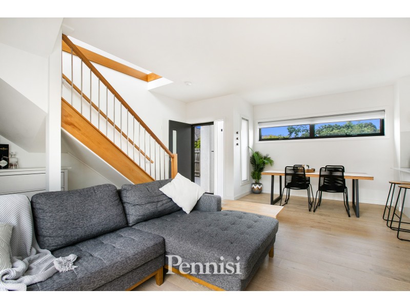 2/85 Bowes Avenue, Airport West VIC 3042