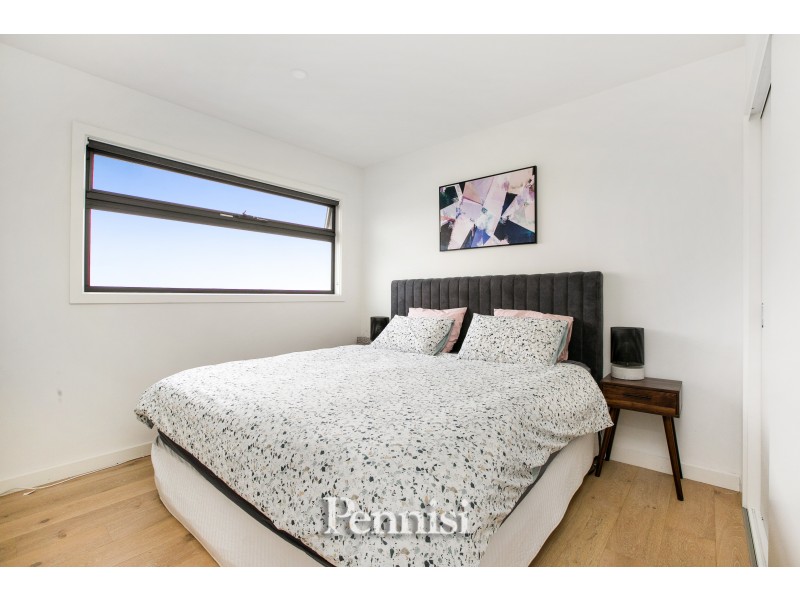 2/85 Bowes Avenue, Airport West VIC 3042