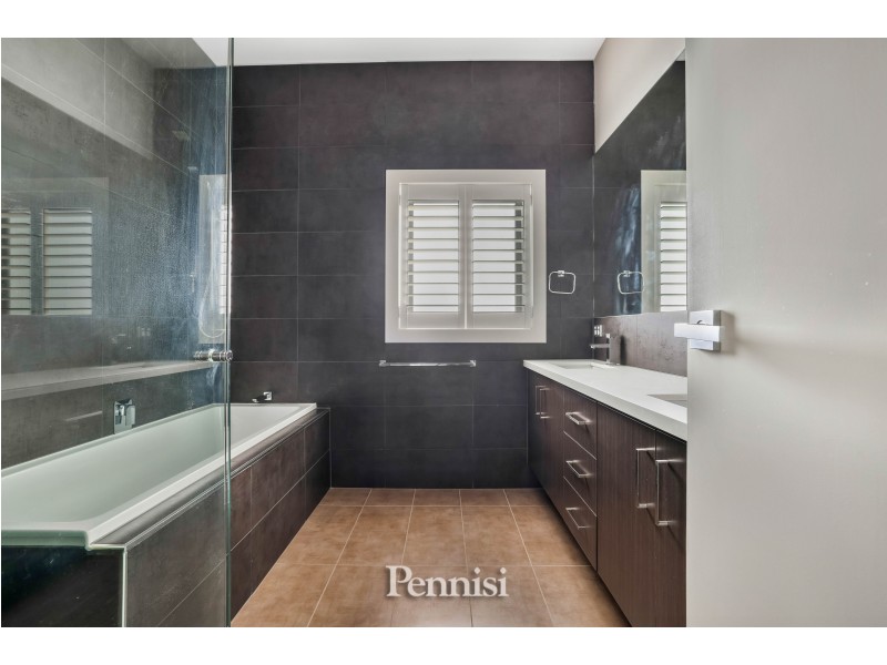 40 Threadneedle Street, Attwood VIC 3049