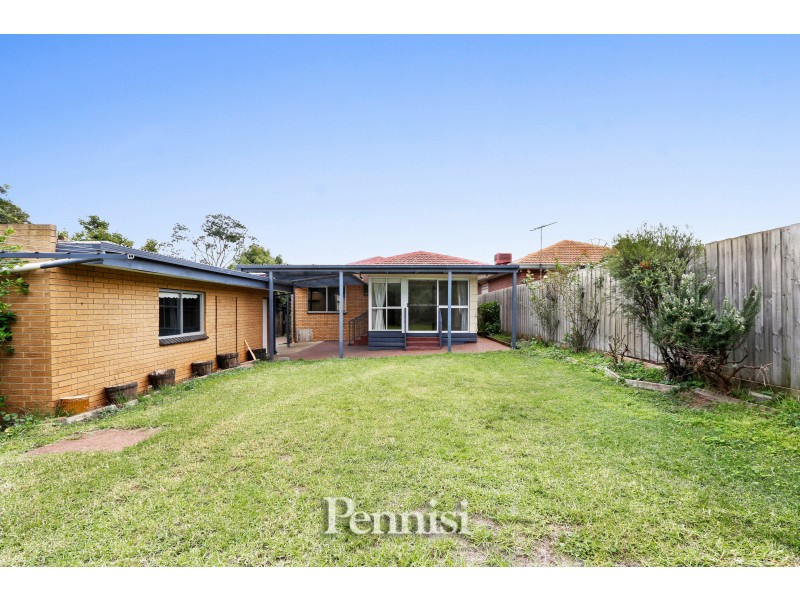 8 Chancellor Street, Airport West VIC 3042