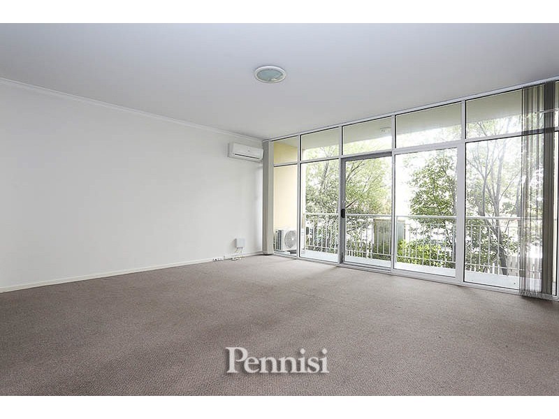 1/1068 Lygon Street, Carlton North VIC 3054
