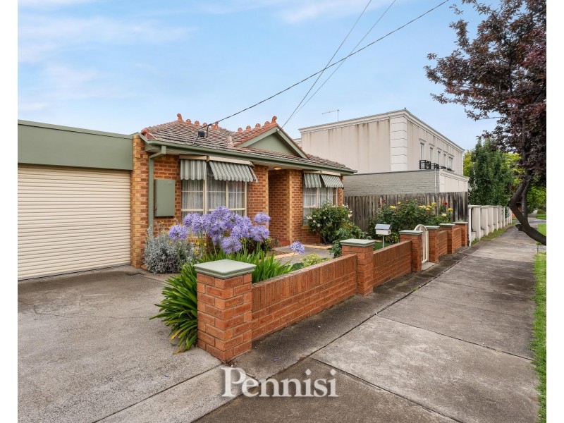 30a Deakin Street, Essendon VIC 3040