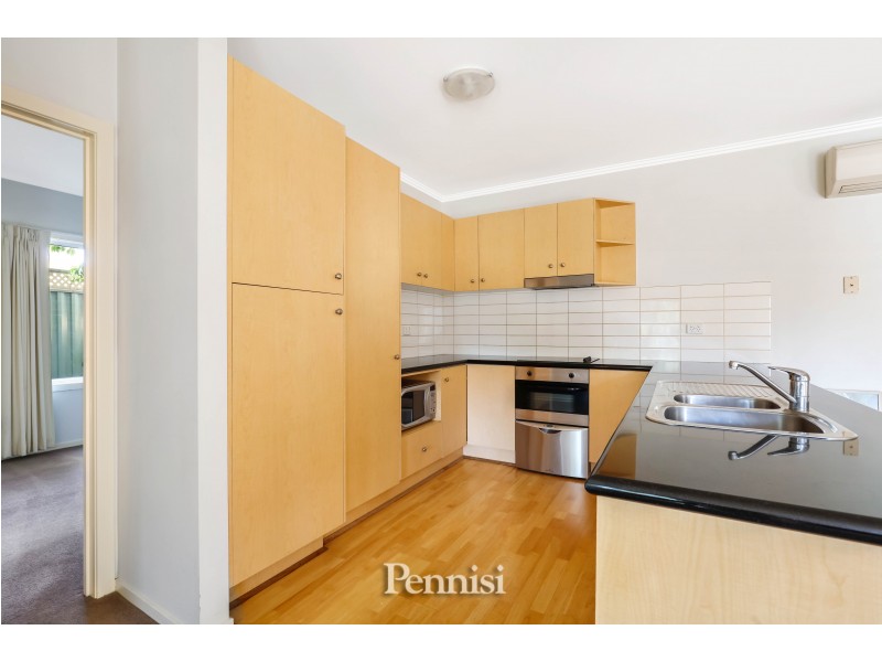 31/2 Newmarket Way, Flemington VIC 3031