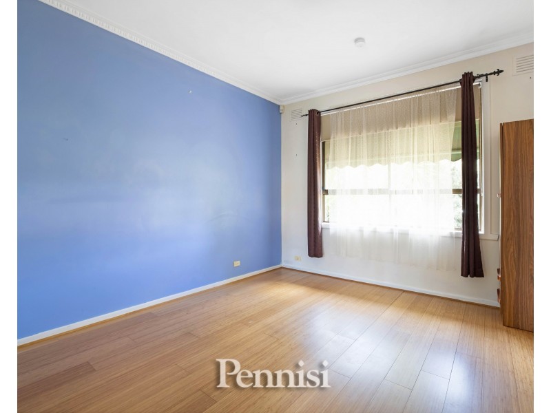 69 Barbara Crescent, Avondale Heights VIC 3034