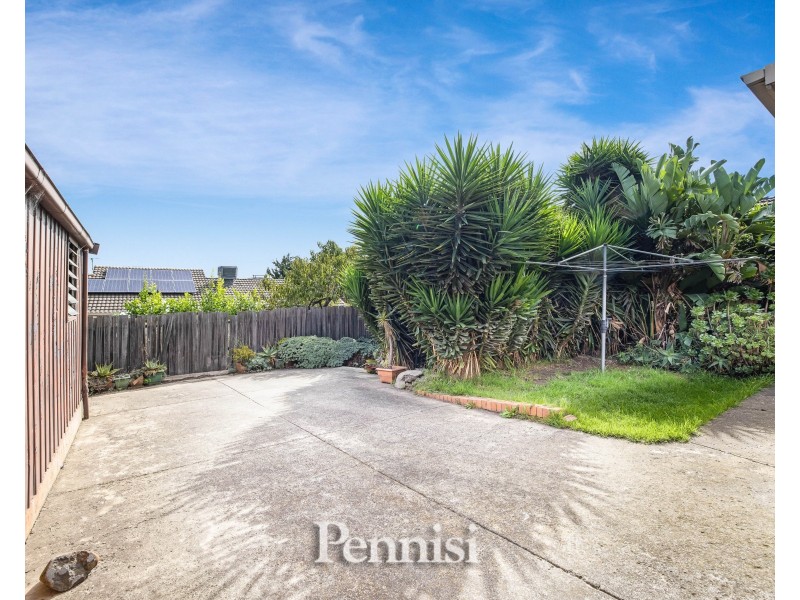 69 Barbara Crescent, Avondale Heights VIC 3034