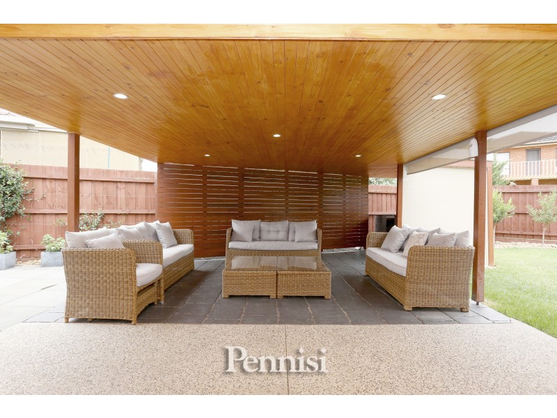 2 Owen Close, Keilor Downs VIC 3038