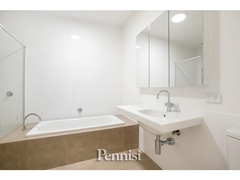 2/79 Wilson Street, Moonee Ponds VIC 3039