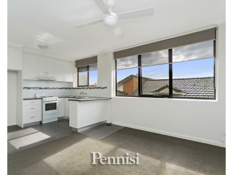 12/13 Empire Street, Footscray VIC 3011