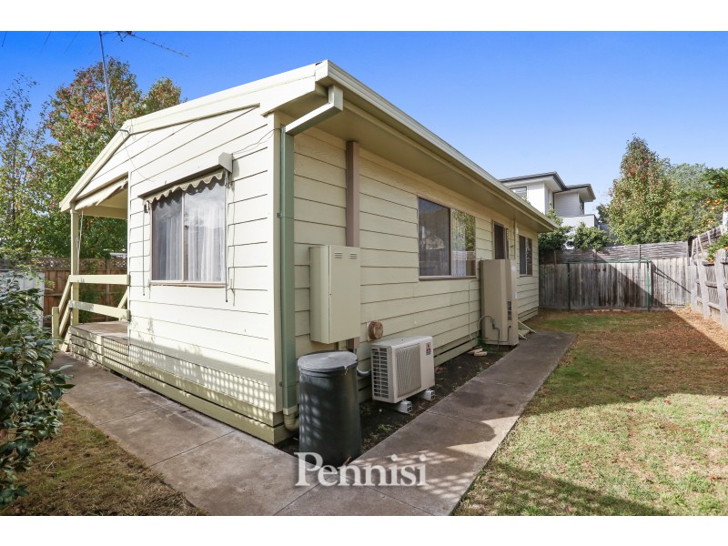 75A Mascoma Street, Strathmore VIC 3041