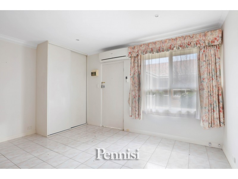 16 Vanberg Road, Essendon VIC 3040