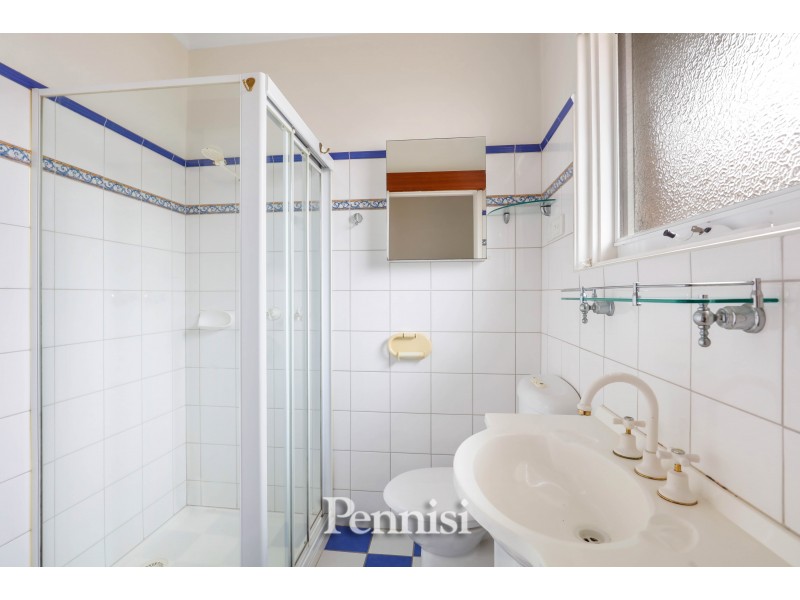 16 Vanberg Road, Essendon VIC 3040