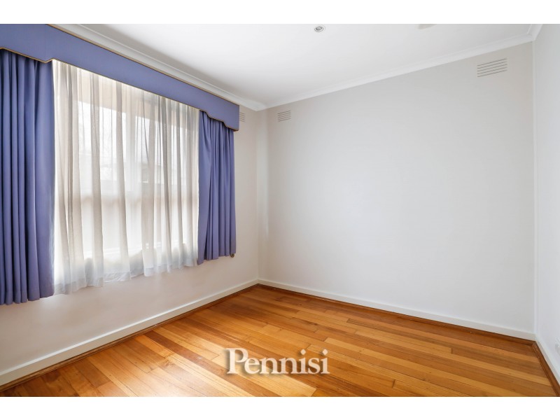 16 Vanberg Road, Essendon VIC 3040